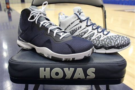 hoya sneakers